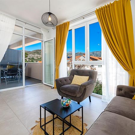 Oyo Deluxe Apartments Dubrovnik Eksteriør billede