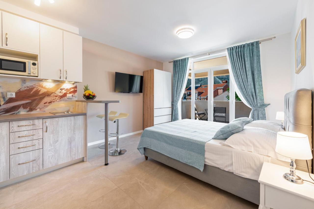 Oyo Deluxe Apartments Dubrovnik Eksteriør billede