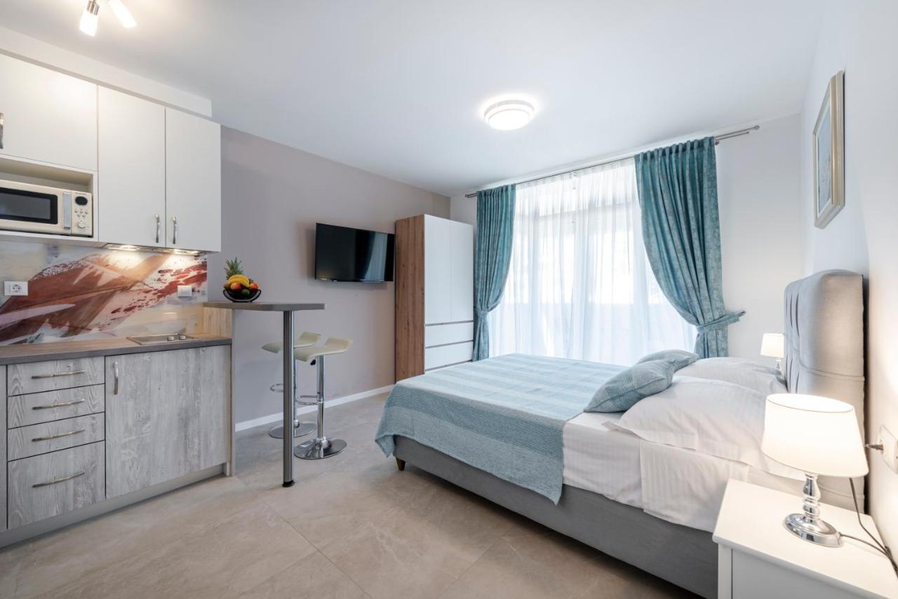 Oyo Deluxe Apartments Dubrovnik Eksteriør billede