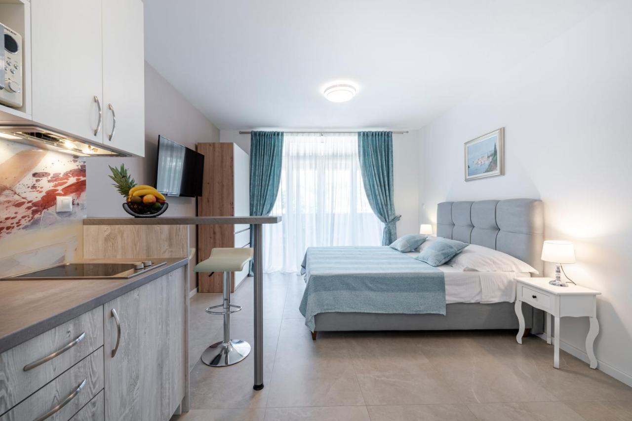 Oyo Deluxe Apartments Dubrovnik Eksteriør billede