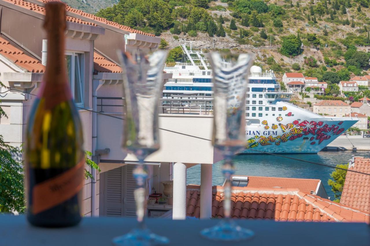 Oyo Deluxe Apartments Dubrovnik Eksteriør billede