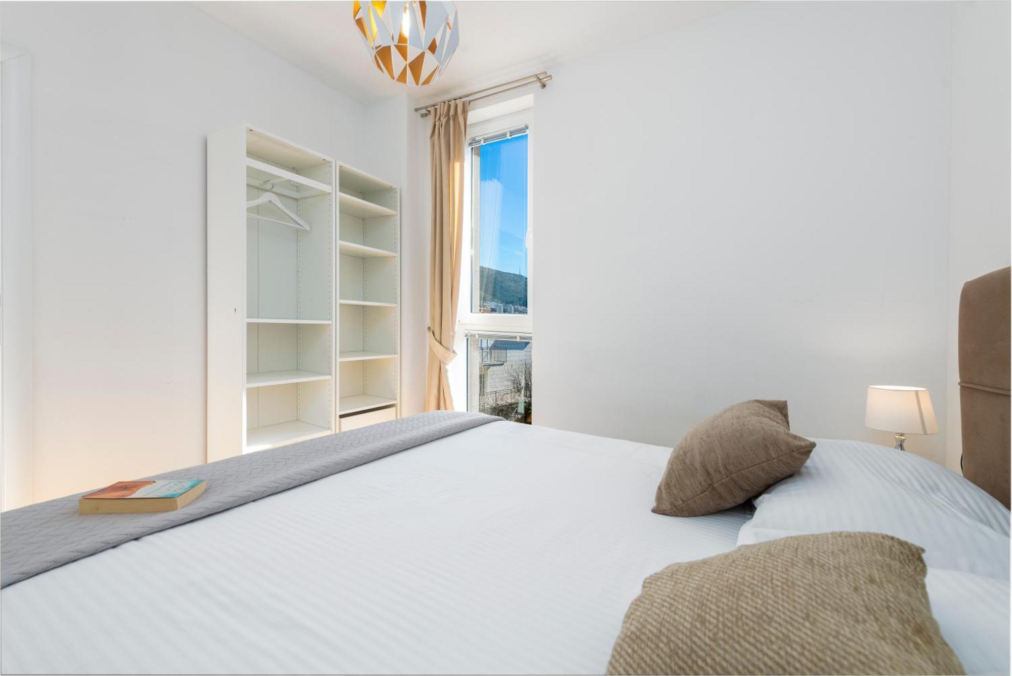 Oyo Deluxe Apartments Dubrovnik Eksteriør billede