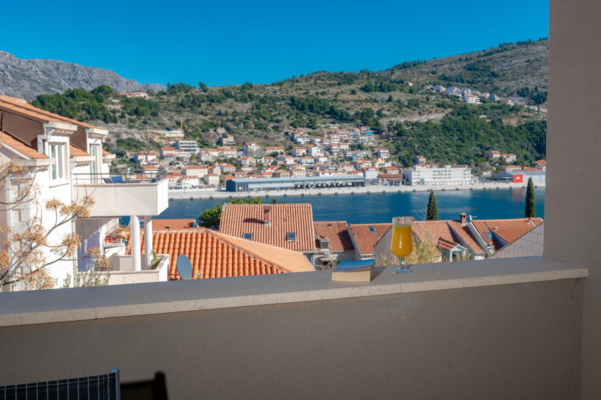 Oyo Deluxe Apartments Dubrovnik Værelse billede