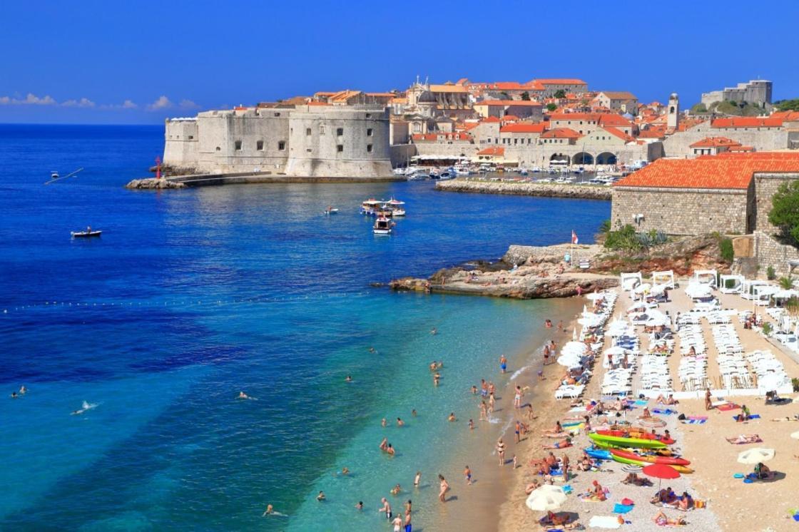 Oyo Deluxe Apartments Dubrovnik Eksteriør billede